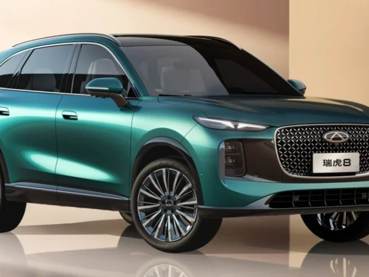 Chery Tiggo 8 — carga con NEV PERU